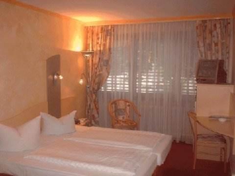 פרנקפורט Luxor Hotel מראה חיצוני תמונה